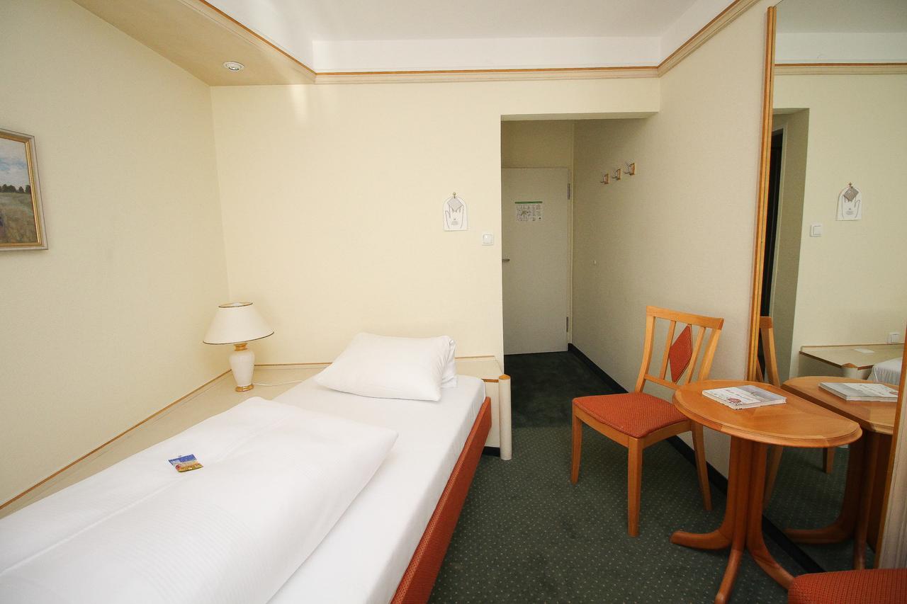 Hotel Leopold ميونيخ المظهر الخارجي الصورة