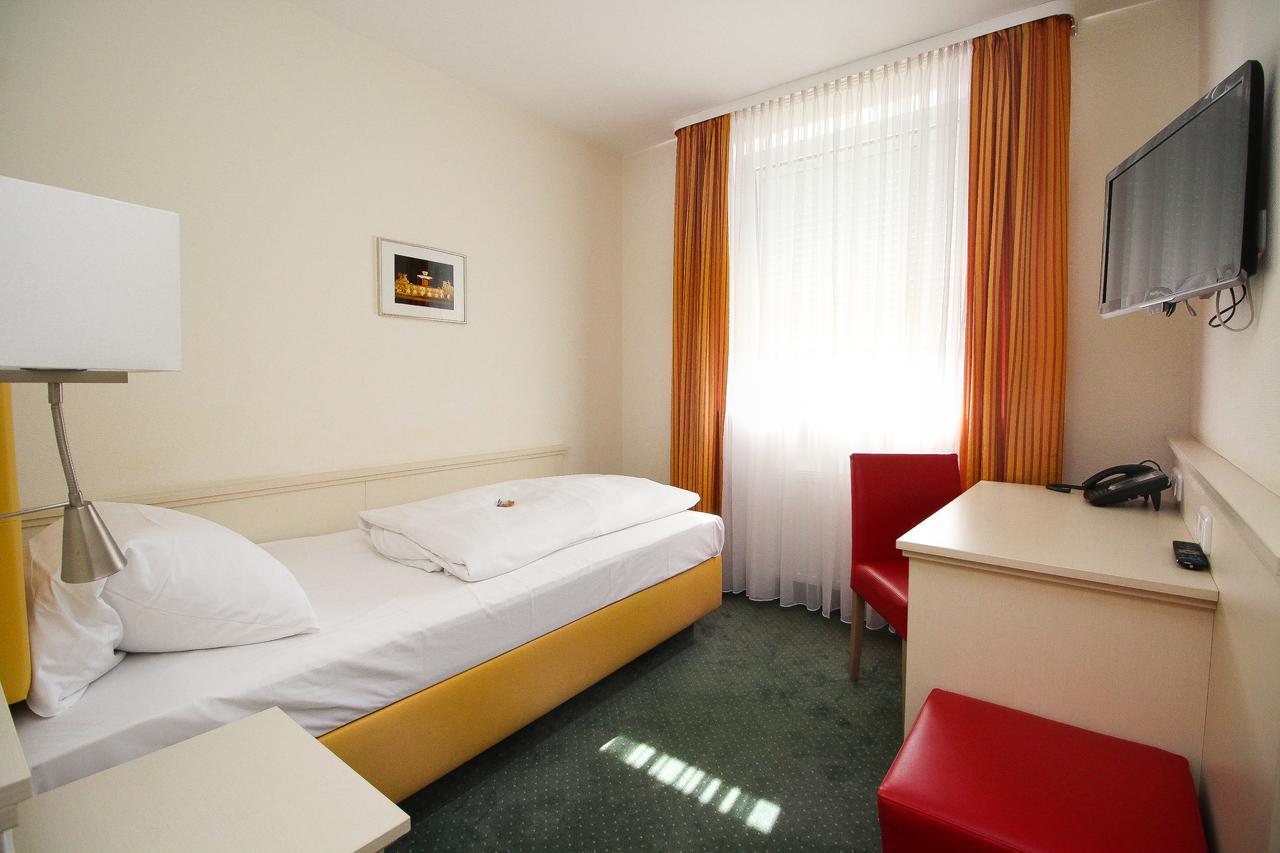 Hotel Leopold ميونيخ المظهر الخارجي الصورة